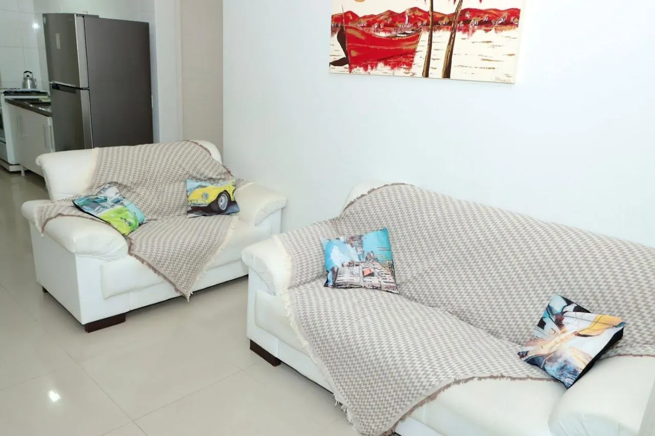Residencial Açores Bombinhas 0*,